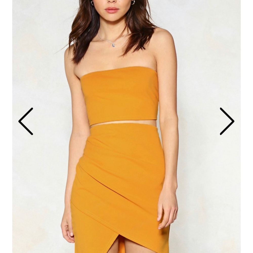 ✨NWT✨ Brand New Mustard Tie Bandeau Top and skirt